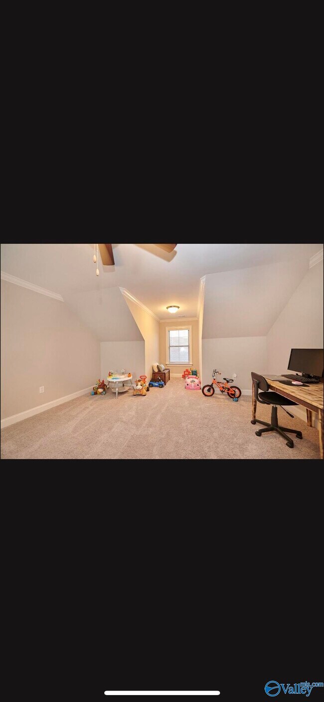 Foto del edificio - 2525 Celia Ct