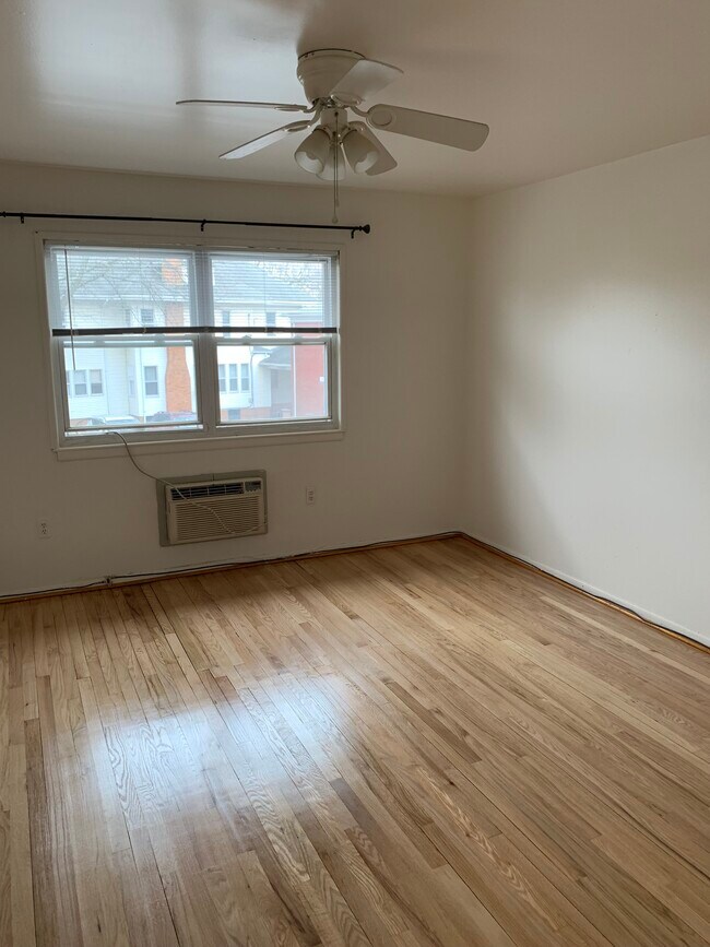 Foto del edificio - 208 Washington St