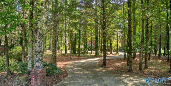 Foto del edificio - 935 Jeff Rd NW