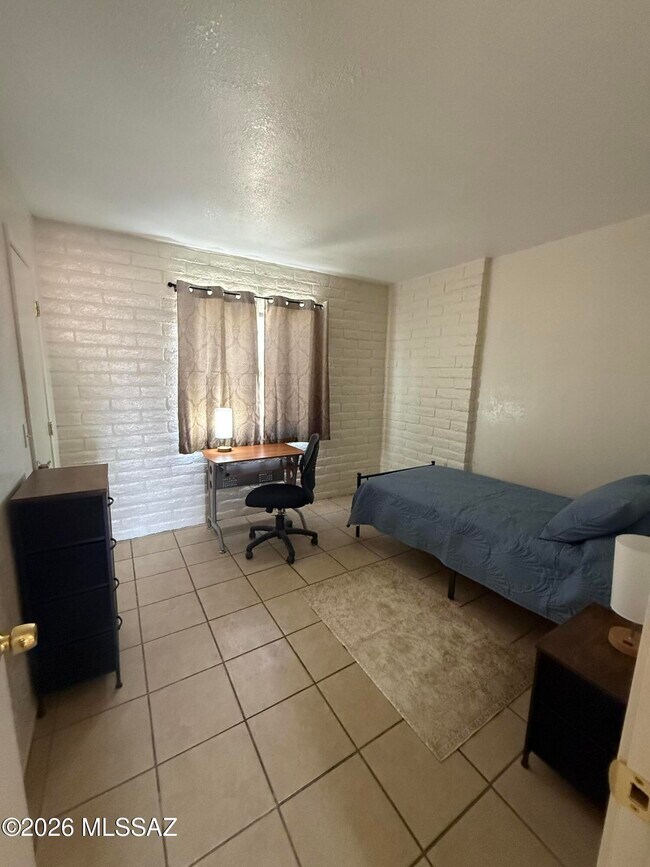 Foto del edificio - 725 W 40th St