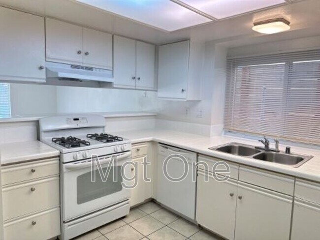 Foto del edificio - 23409 Woodlander Way