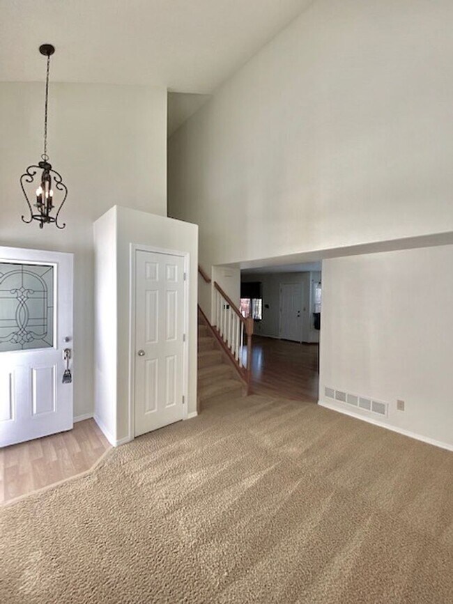 Foto del edificio - Spacious Briargate 4 Bedroom/3.5 Bathroom Home with huge Yard