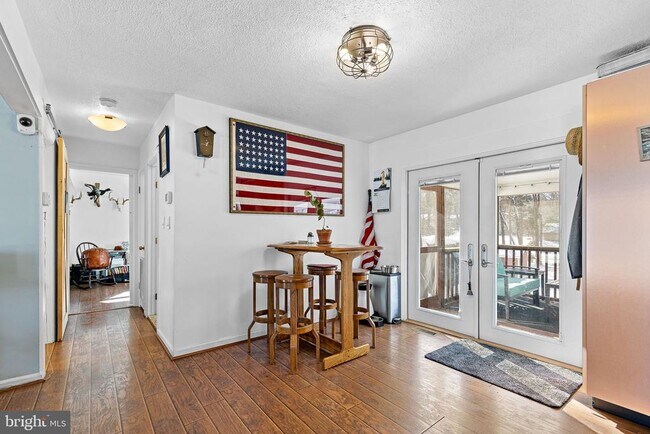 Foto del edificio - 9 Lakeview Terrace