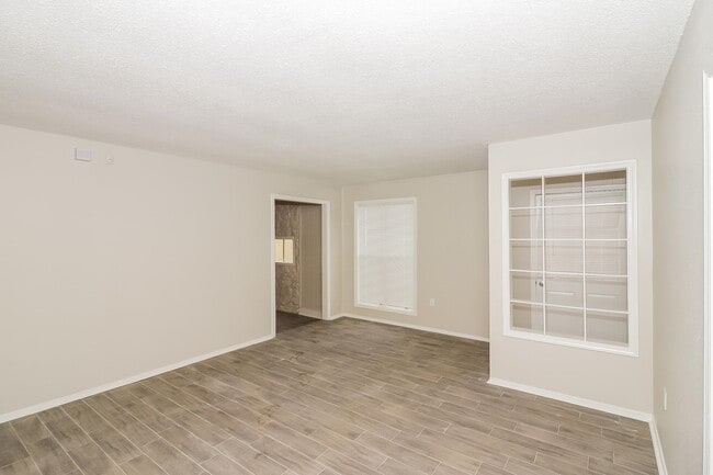 Foto del edificio - 5403 Clinchport Cir