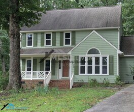 Building Photo - 5408 Ravenswood Pl