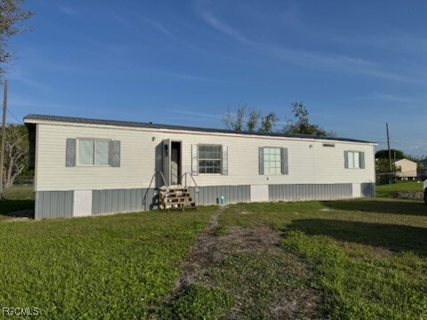Primary Photo - 305 Oakmont Ave