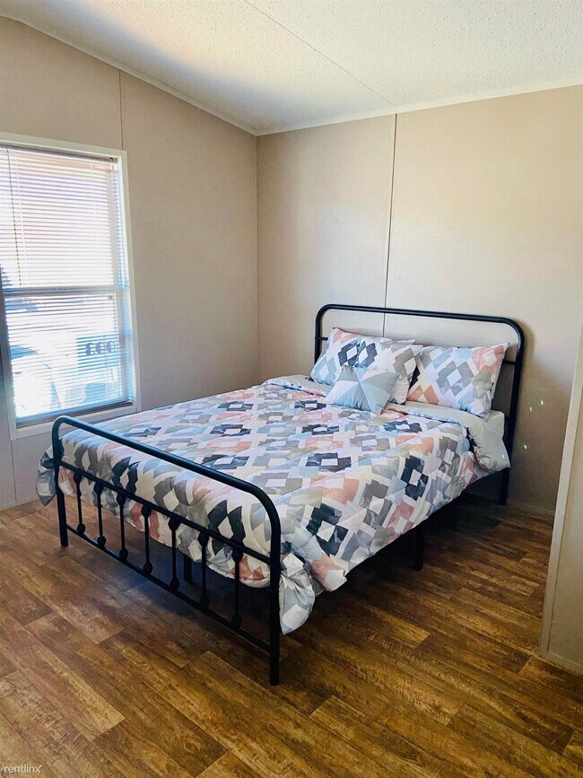 Foto del edificio - 3 br, 2 bath Mobile Home - 600 Holly Dr 2