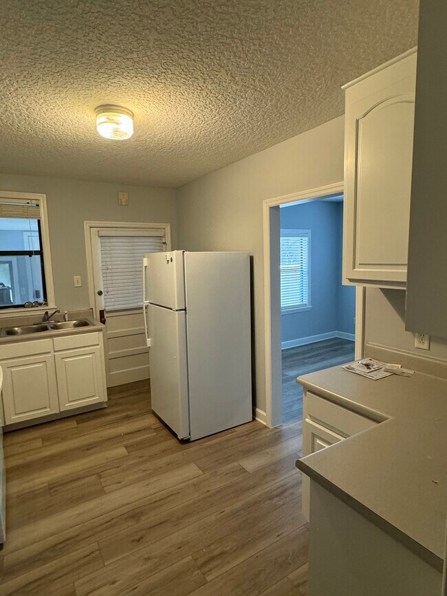 Foto del edificio - 1410 Mahama Bluff Rd