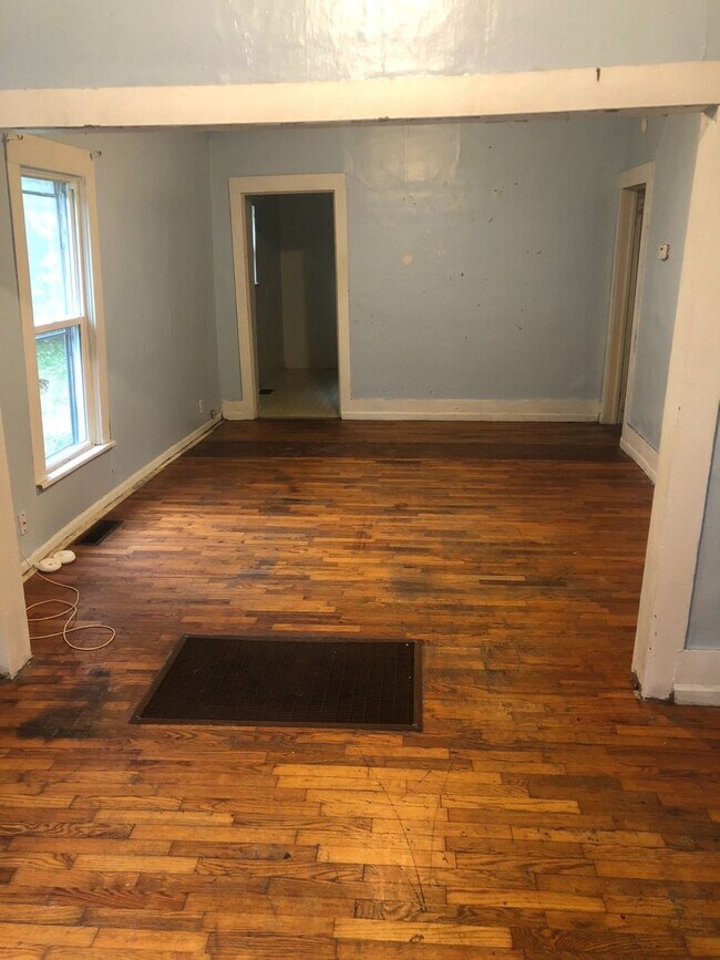 Foto del edificio - $850 - 2 bed 1 bath - Single Family Home