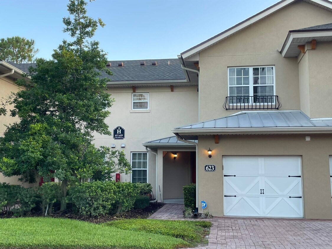 Foto principal - 623 Shores Blvd