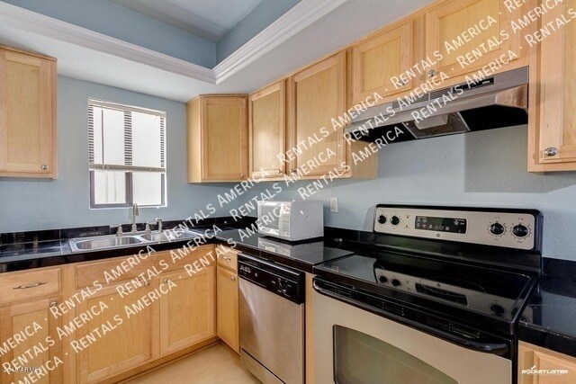 Foto del edificio - 2228 N 52nd St