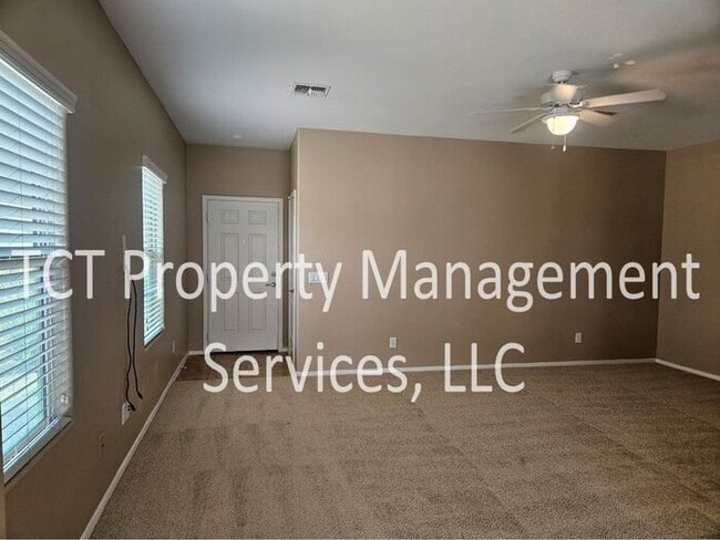 Building Photo - 3 bed/2 bath home in Buckeye