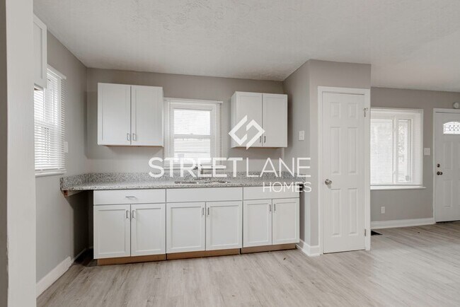 Foto del edificio - PICK YOUR GIFT OF $200 OFF YOUR FIRST FULL...