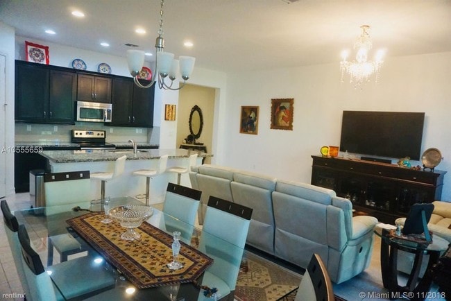 Building Photo - 3 br, 2.5 bath  - 149 SW 127th Ter