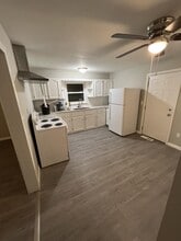 Building Photo - 132 Allnutt Dr