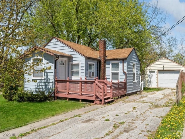Building Photo - 3118 E Douglas Ave
