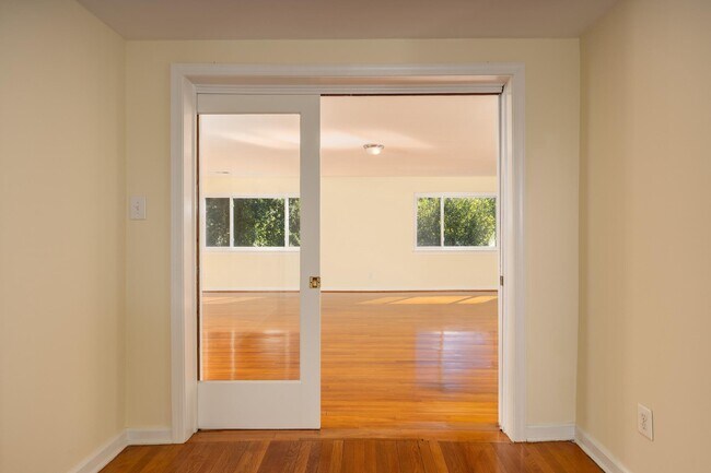 Foto del edificio - 6221 Walhonding Rd