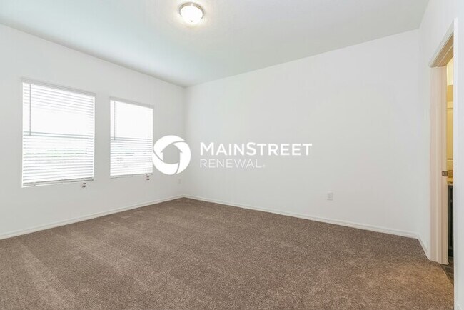 Foto del edificio - 3 Bedroom Pet-Friendly Home in Haines City, FL with Main Street Renewal