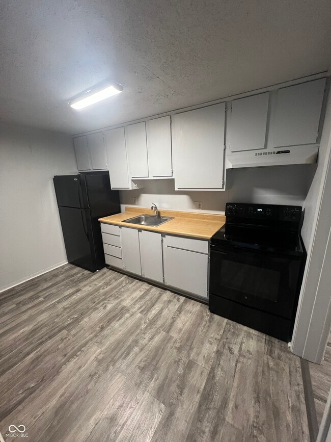 Building Photo - 2000 Indianapolis Rd