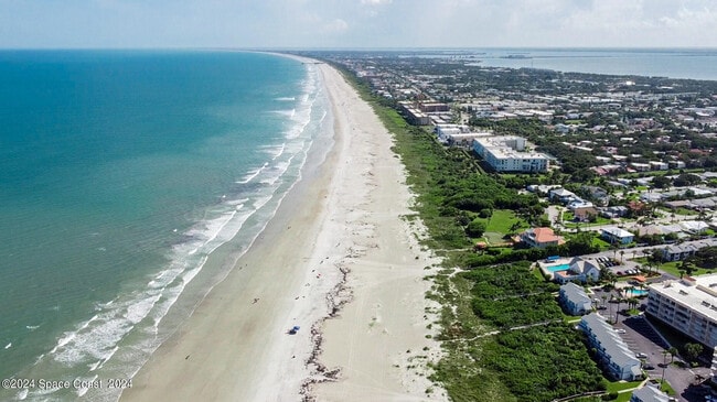 Foto del edificio - 1004 Ocean Park Ln