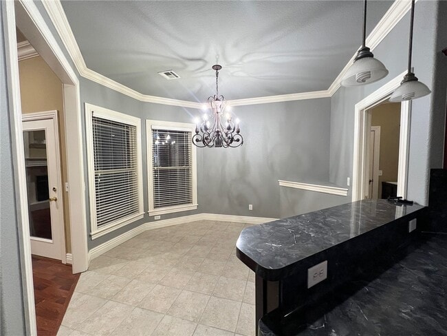 Building Photo - 6517 Tall Oaks Loop S