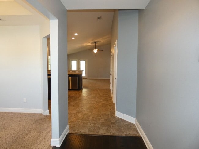 Building Photo - 5061 Carley Ct
