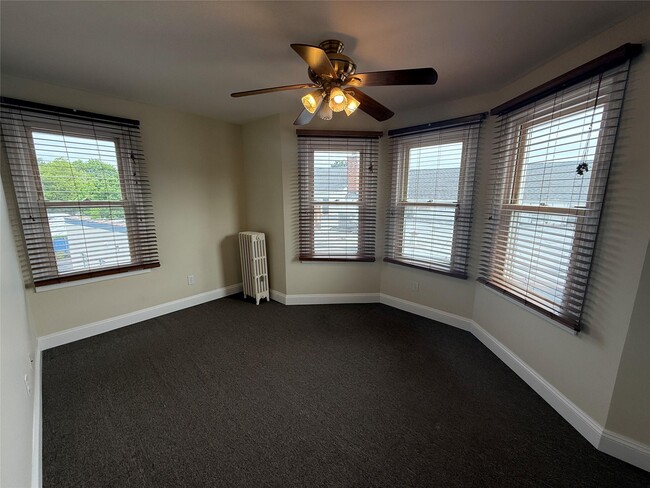 Building Photo - 23 Bellemeade Ave
