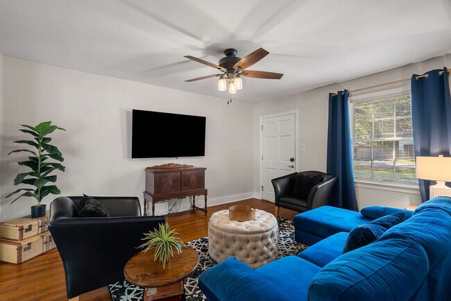 Foto del edificio - 1707 1st Terrace