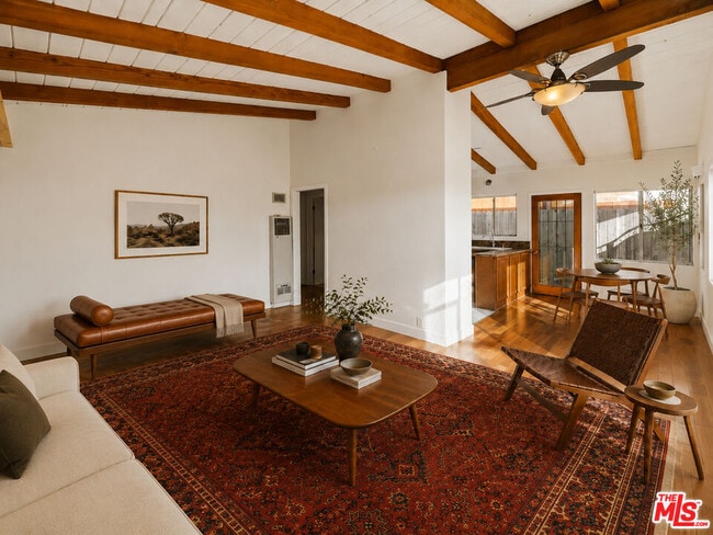 Building Photo - 1231 Montecito Dr