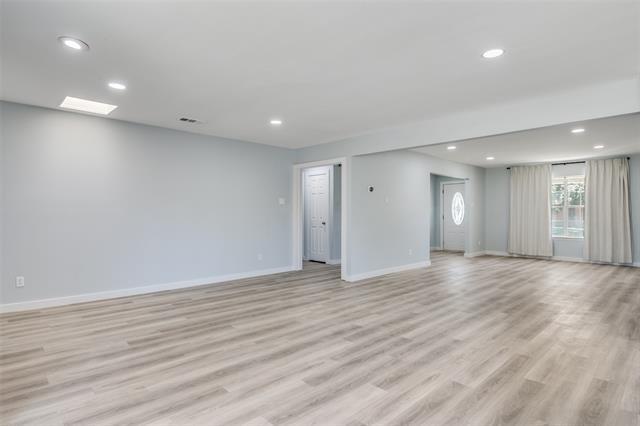 Foto del edificio - 3647 Whitehall Dr