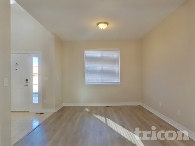 Foto del edificio - 12742 E 106th Ave