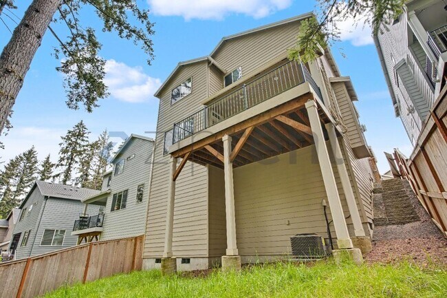 Building Photo - 8565 SW 176th Ave