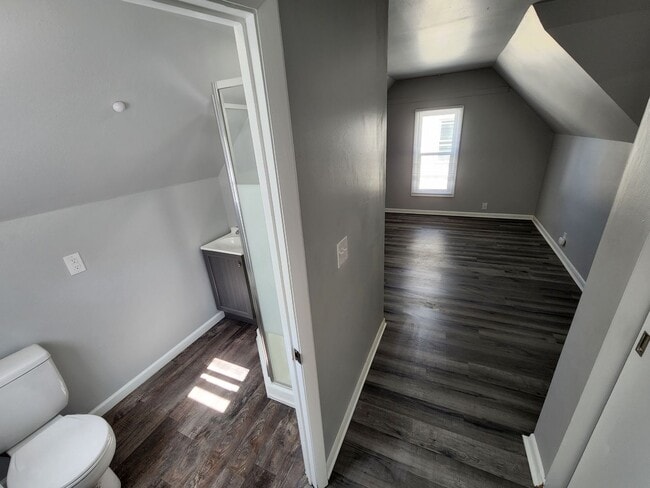 Building Photo - 204 N Military Rd