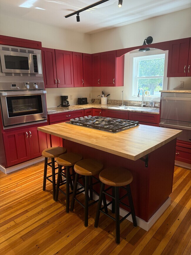 Foto del edificio - 1004 Main St