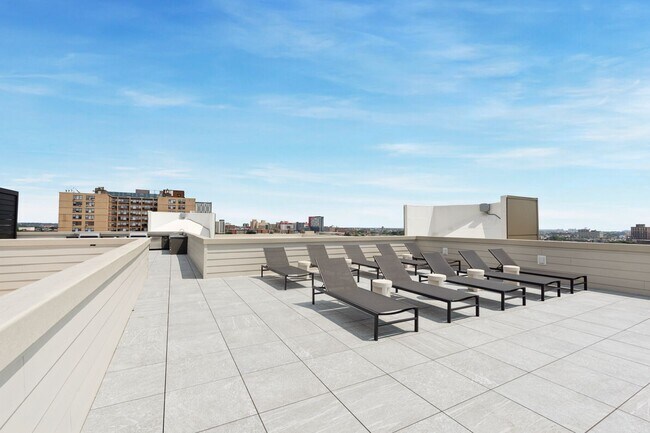 Interior Photo - The Lyle on Broad