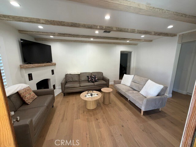 Foto del edificio - 22025 Lopez St