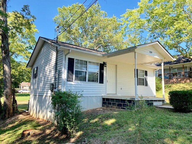Building Photo - Pet-Friendly 2-Bedroom Home with Deck