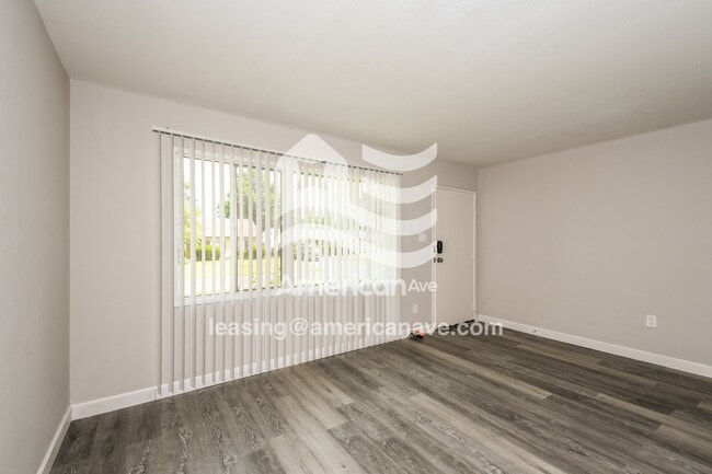 Building Photo - 4104 Shirley Dr