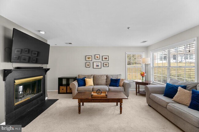 Building Photo - 13813 Bronco Pl