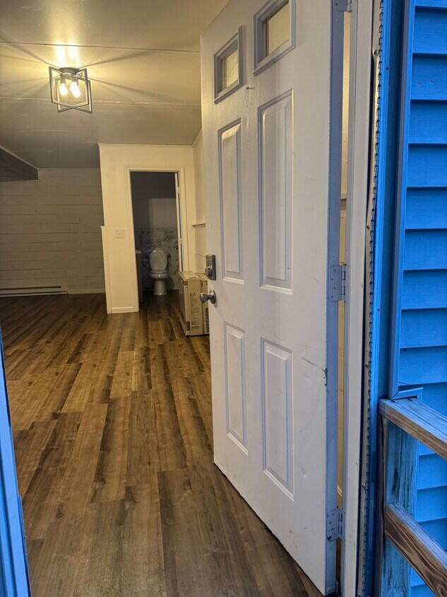 Foto principal - 312 Forge Village Rd