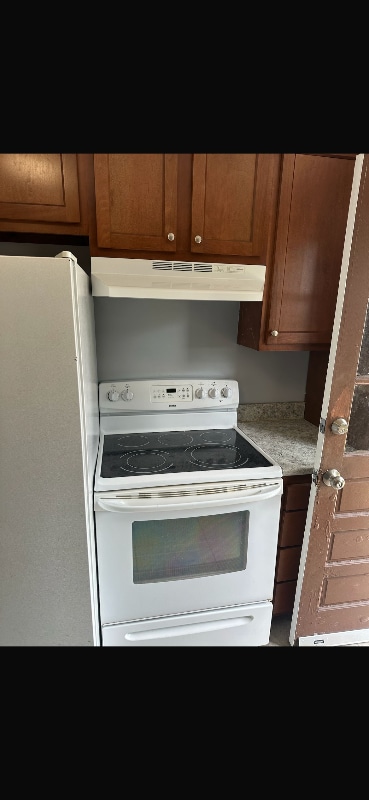 Building Photo - 4584 Park St