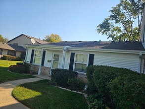 Building Photo - 784 Gloucester Dr