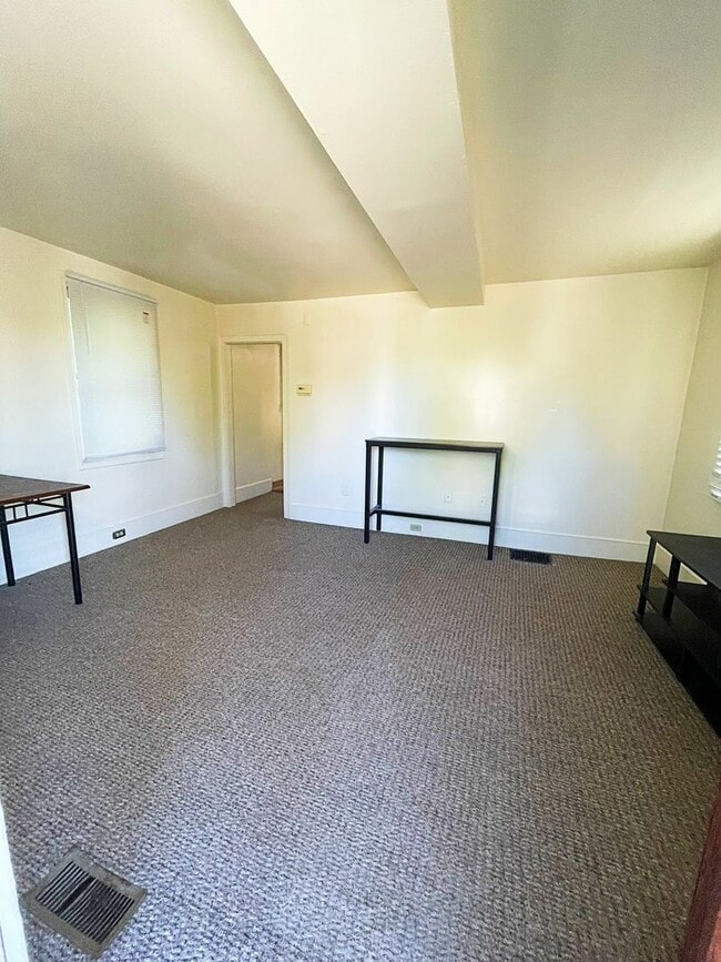 Photo - 517 S 4th Ave Apartment