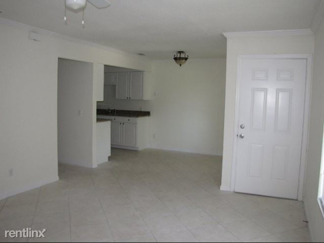 Building Photo - 30 Clipper Ct
