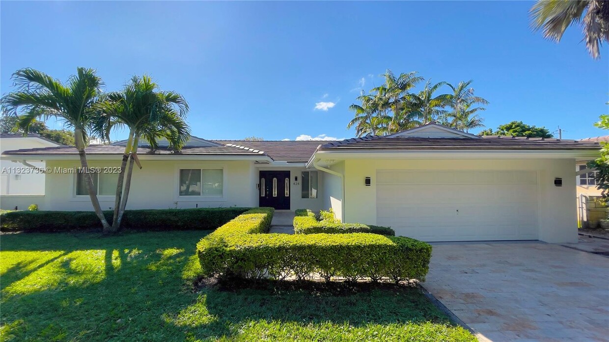 Foto principal - 424 Miller Rd