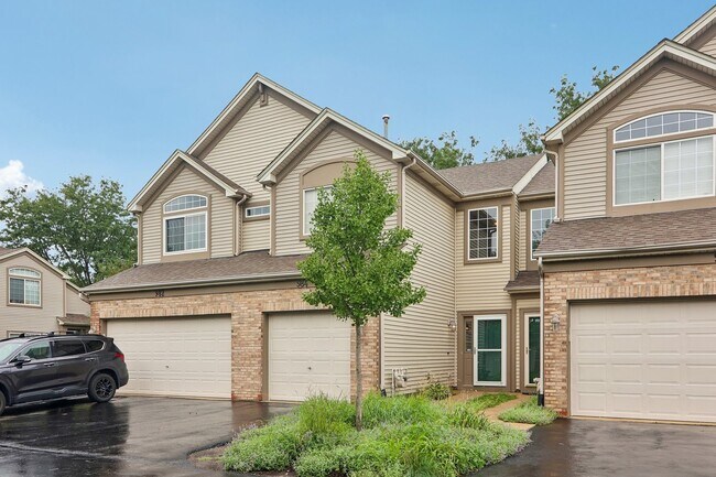 Foto del edificio - 984 Park Hill Cir