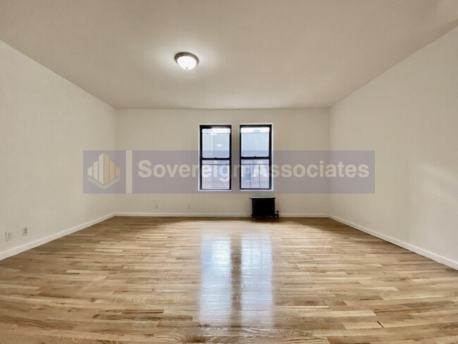 Building Photo - Bennett Ave, gut renovated 2 bedroom.