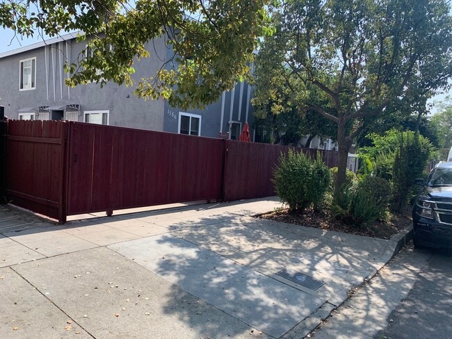 Fenced, gated , beautifully maintained - 1156 N Ardmore Ave