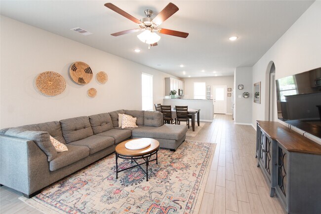 Foto del edificio - 31718 Wellington Pass