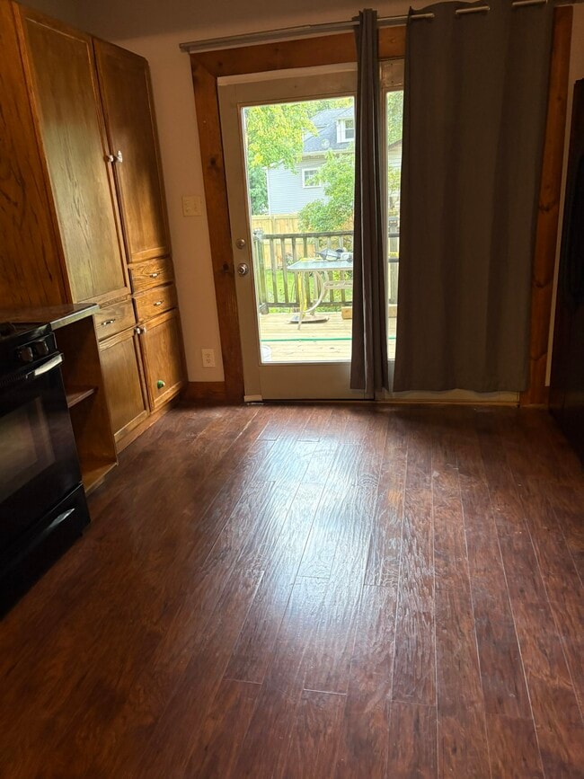 Patio door off kitchen - 18321 Morris Ave